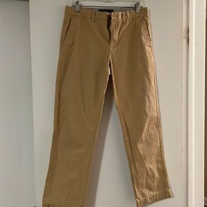 Tommy Hilfiger men’s khakis size 31/30 classic fit